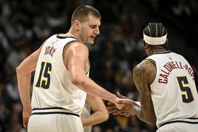 球迷当前最 球迷当前最